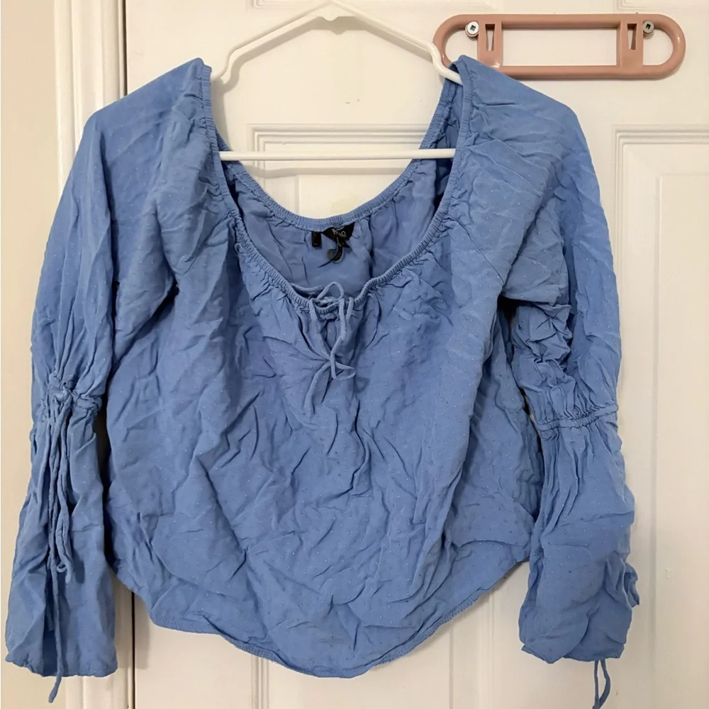 Light Blue Peasant Blouse - Women's Casual Top - Picture 1 of 1